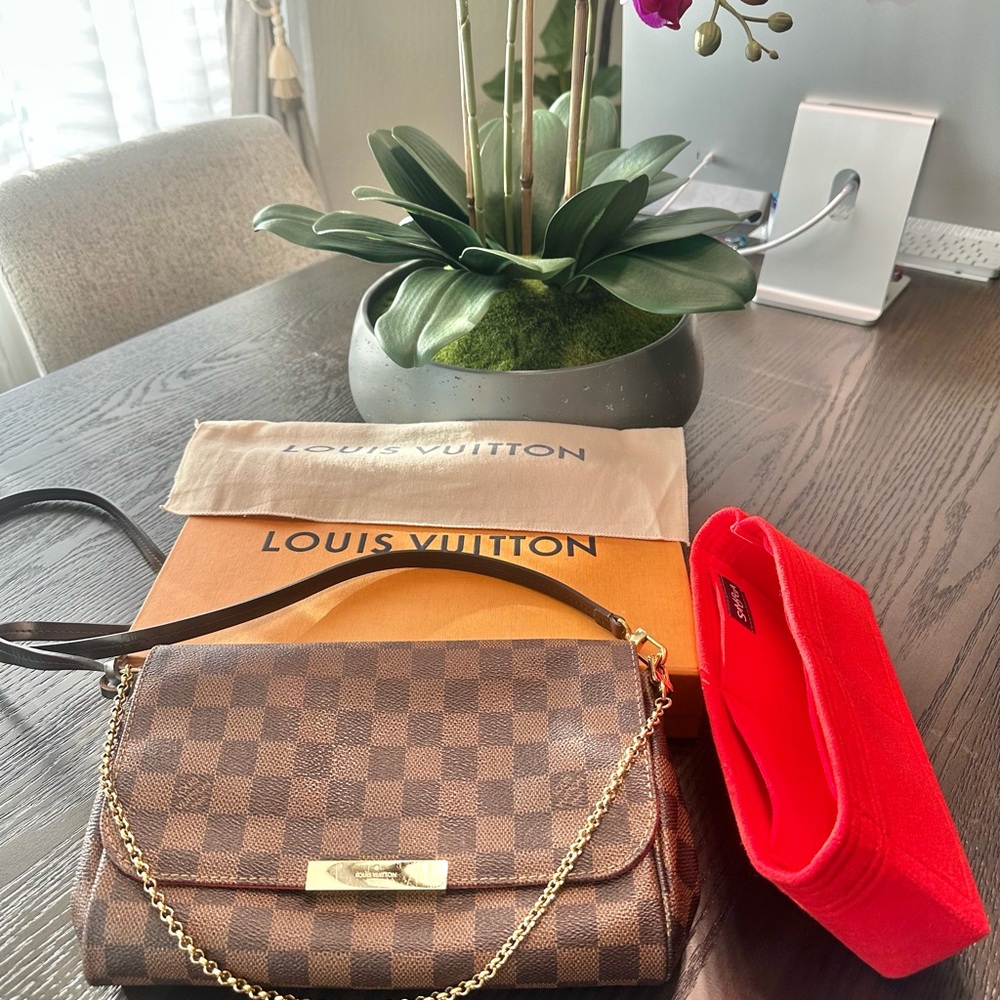 Louis Vuitton Favorite MM